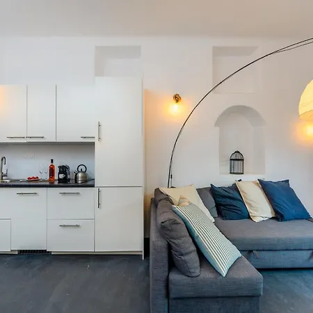 Luxurious & Spacious Villa* The Luna Apartment *