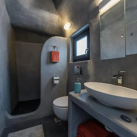 Luxurious & Spacious Villa* The Luna Emporio (Santorini)