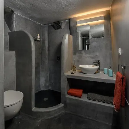 Luxurious & Spacious Villa* The Luna Emporio (Santorini)